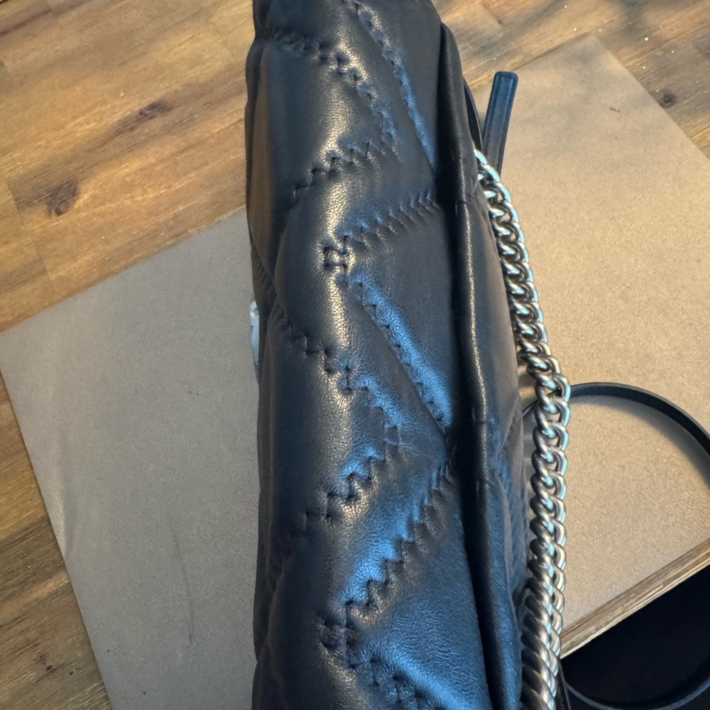 Marc Jacobs Black Quilted Crossbody Bag with Silver Chain - Picture 13 of 13